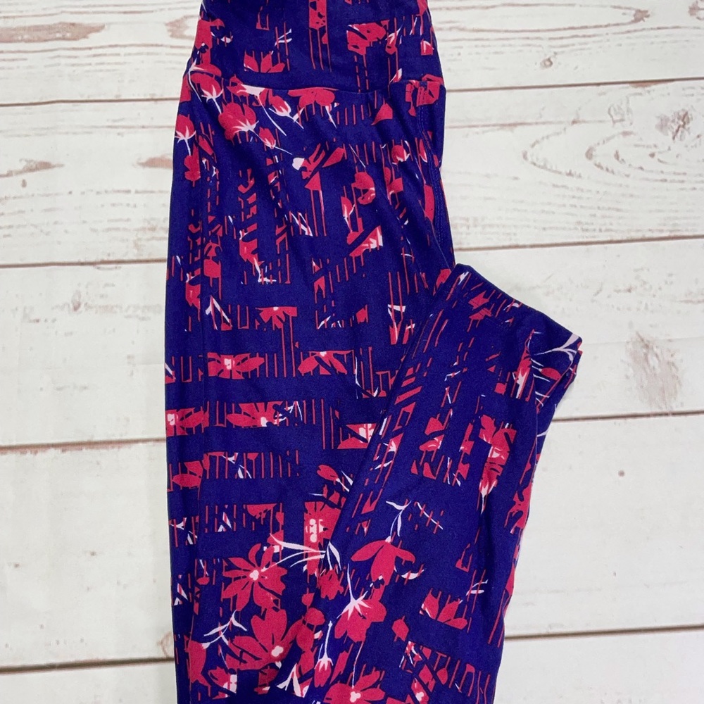 LuLaRoe OS Print Leggings New!  Never worn!